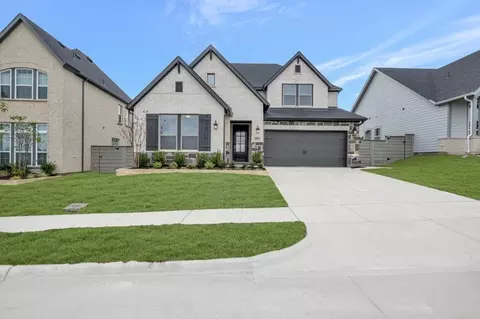 8916 Chestnut Ln, Justin, TX 76247