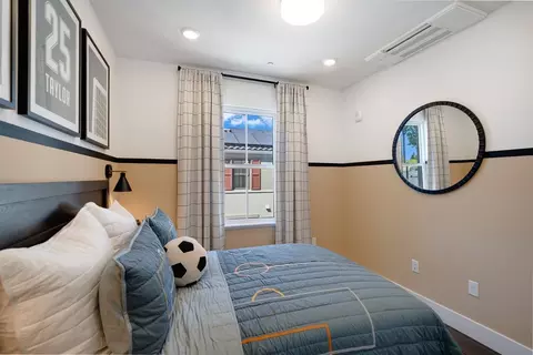Bedroom - 2112 Latham St, Mountain View, CA 94040 photo 13 of 33