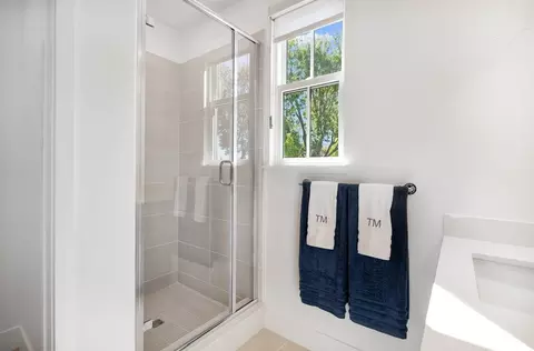 Bath - 2112 Latham St, Mountain View, CA 94040 photo 4 of 10