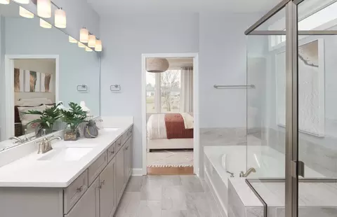 Bath - 49 Red Cedar Ln, Bluffton, SC 29910 photo 3 of 4