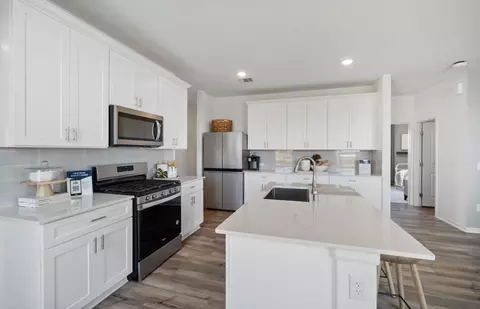 Kitchen - 932 Cherrystone Loop, Buda, TX 78610 photo 1 of 3