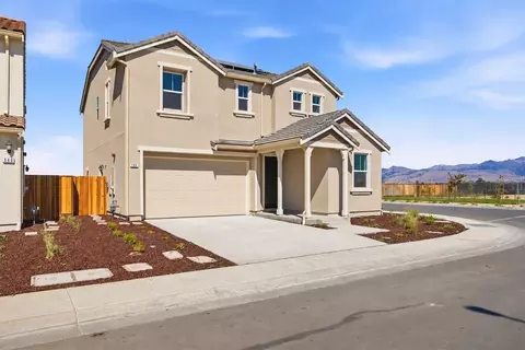 580 Tall Grass Way, Hollister, CA 95023