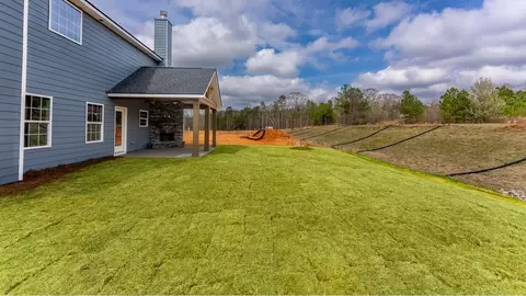 Exterior - 102 Beaver Creek Way, Lagrange, GA 30241 photo 9 of 18