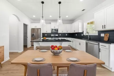 Kitchen - 101 Beaver Crk, Lagrange, GA 30241 photo 1 of 1