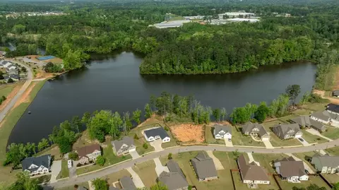 View/Area - 102 Beaver Creek Way, Lagrange, GA 30241 photo 6 of 14