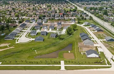 View/Area - 20861 E Kilburn Dr, Macomb, MI 48044 photo 2 of 6