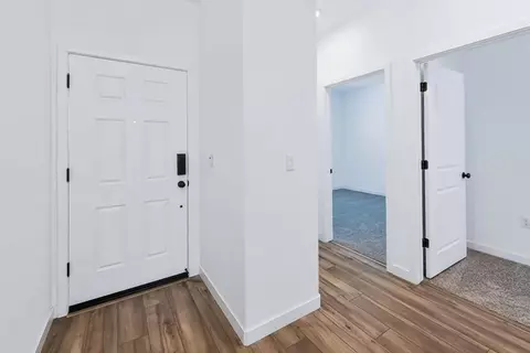 Entry Way - 628 Riley Ave, Chowchilla, CA 93610 photo 1 of 4