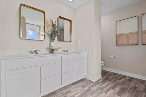 Bath - 3948 Teakmill Trl, Indianapolis, IN 46239 photo 1 of 1