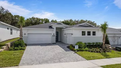 956 Club Cresswind Dr, Lady Lake, FL 32159