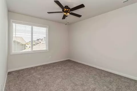 Bedroom - White Oak Ln, Granger, IA 50109 photo 5 of 9