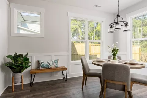 Dining - Edens Lane, Hampstead, NC 28443 photo 1 of 3