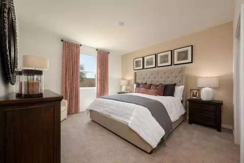 Bedroom - 588 Burnett Ave, Chowchilla, CA 93610 photo 3 of 20