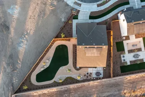 View/Area - 588 Burnett Ave, Chowchilla, CA 93610 photo 4 of 8