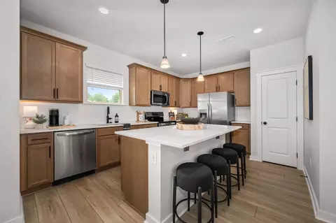 Kitchen - 101 Florence Cv, Burns, TN 37029 photo 1 of 4