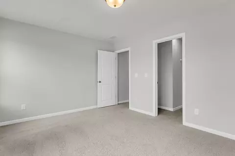Bedroom - 714 Alma Square Dr, Moncks Corner, SC 29461 photo 10 of 17