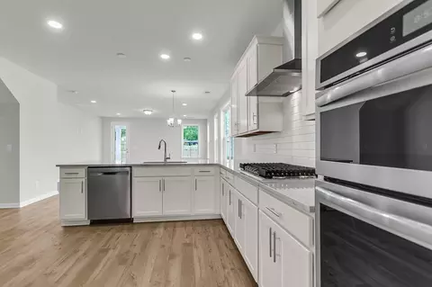 Kitchen - 714 Alma Square Dr, Moncks Corner, SC 29461 photo 2 of 4