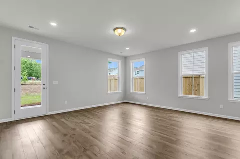 Living - 714 Alma Square Dr, Moncks Corner, SC 29461 photo 2 of 7