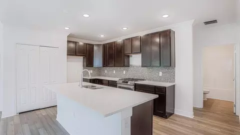 Kitchen - 14055 Spring Hill Dr, Spring Hill, FL 34609 photo 1 of 8