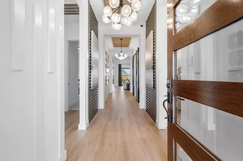 Entry Way - 1612 Trinity Dr, Benbrook, TX 76132 photo 1 of 5