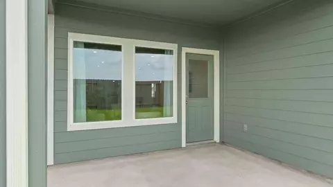 Exterior - 10634 River Breeze Dr, Beasley, TX 77417 photo 2 of 10