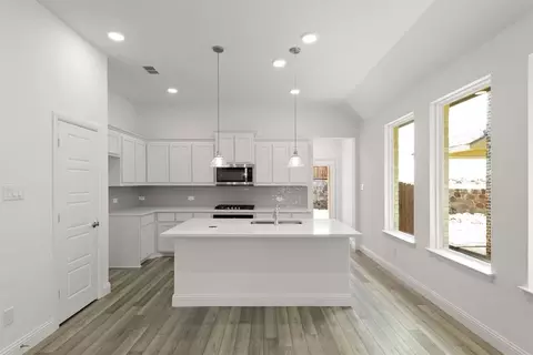 1741 Edgeway Dr, Aubrey, TX 76227