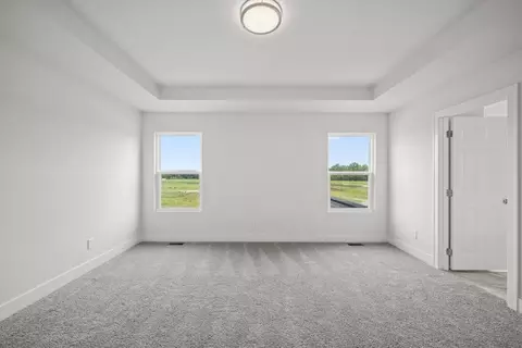 Bedroom - 4033 Heritage Square Dr, Howell, MI 48843 photo 4 of 6