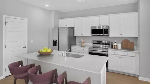 Kitchen - 29 Gulfstream Dr, Lagrange, GA 30241 photo 2 of 6