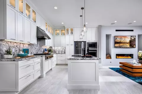 Kitchen - 129 Isla, Irvine, CA 92618 photo 3 of 3