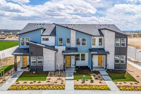 Exterior - 20761 E 57th Ave, Aurora, CO 80019 photo 1 of 15