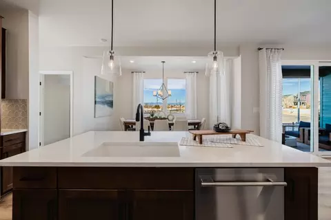 Kitchen - 20761 E 57th Ave, Aurora, CO 80019 photo 6 of 12