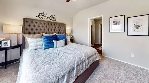Bedroom - 1121 Saddle Dr, Guthrie, OK 73044 photo 1 of 3