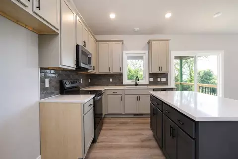 Kitchen - White Oak Ln, Granger, IA 50109 photo 1 of 1