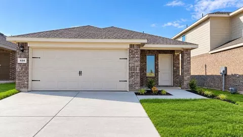 154 Davis Ln, Newark, TX 76071