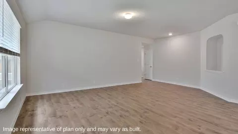 Living - 12568 Thyme Pass, Converse, TX 78109 photo 3 of 5