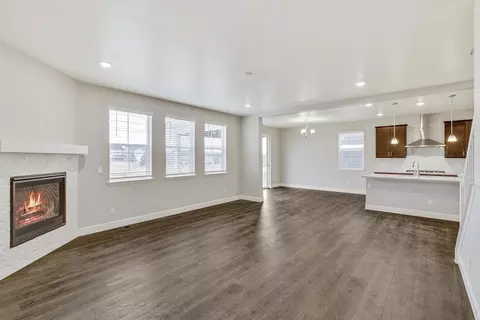 Living - 957 Andrews Crest Dr, Berthoud, CO 80513 photo 1 of 3