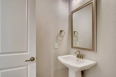 Bath - 4801 Triadic Ln, Prosper, TX 75078 photo 2 of 10