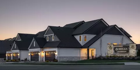 421 Bordeaux Blvd, Broadview Heights, OH 44147