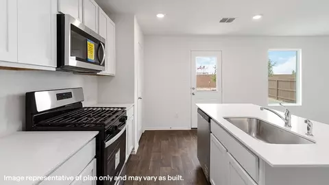 Kitchen - 4206 Marjoram Lndg, Von Ormy, TX 78073 photo 2 of 14