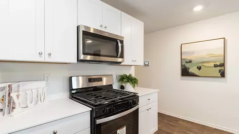 Kitchen - 4206 Marjoram Lndg, Von Ormy, TX 78073 photo 9 of 14