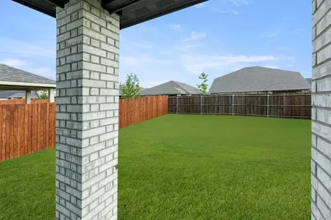 Exterior - 111 Aston Way, Terrell, TX 75160 photo 4 of 8