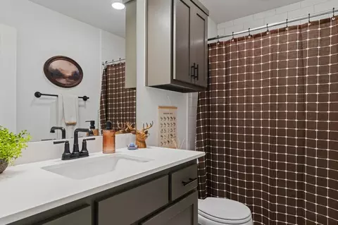 Bath - Elena Dr., Blanchard, OK 73010 photo 1 of 1