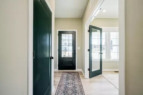 Entry Way - 175 Westwoods Rd, Wright City, MO 63390 photo 4 of 10
