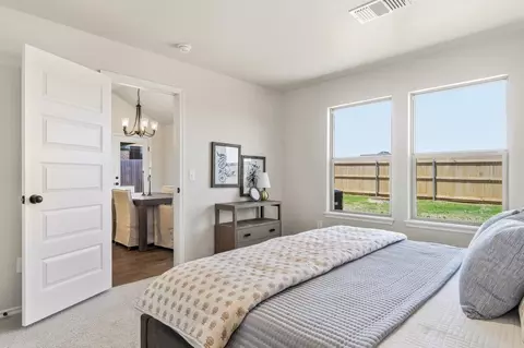 Bedroom - Woodrock St., Harrah, OK 73045 photo 3 of 9
