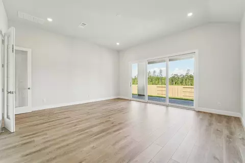Living - 15906 Iris Meadow Dr, Conroe, TX 77302 photo 3 of 3