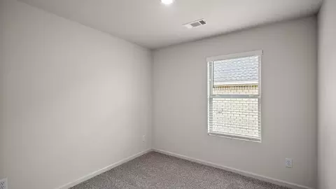 Bedroom - 5025 Fox Glen Dr, Jackson, MS 39212 photo 3 of 10