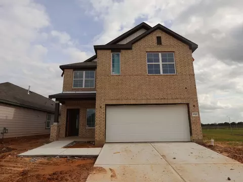 32523 Midsummer Dr, Fulshear, TX 77441