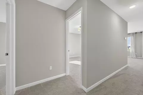 Entry Way - 101 River Wind Dr, Saint Charles, MO 63301 photo 6 of 10