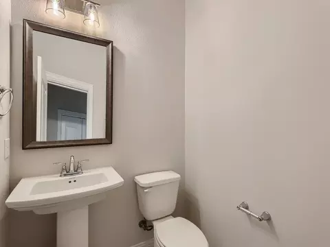 Bath - 11436 Wulstone Rd, Haslet, TX 76052 photo 1 of 10