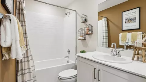 Bath - 83233 Verdin Ln, Indio, CA 92201 photo 8 of 13