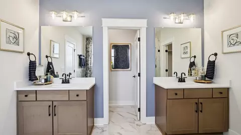 Bath - 2913 Biloxi Ct, Murfreesboro, TN 37129 photo 4 of 15